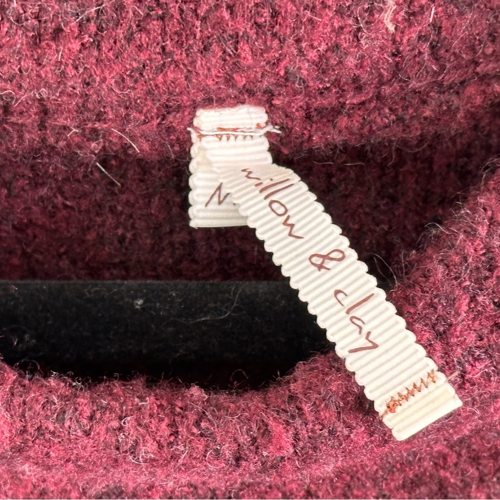Willow & Clay burgundy sweater
